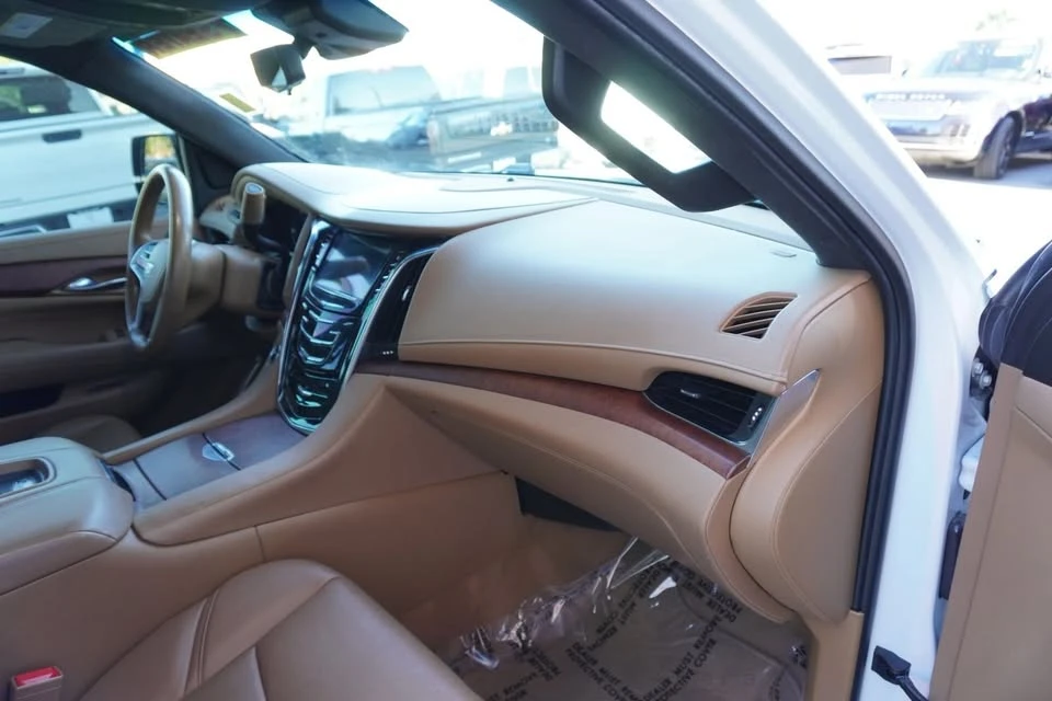 2017 Cadillac Escalade 4th Gen - Image 13 of 19