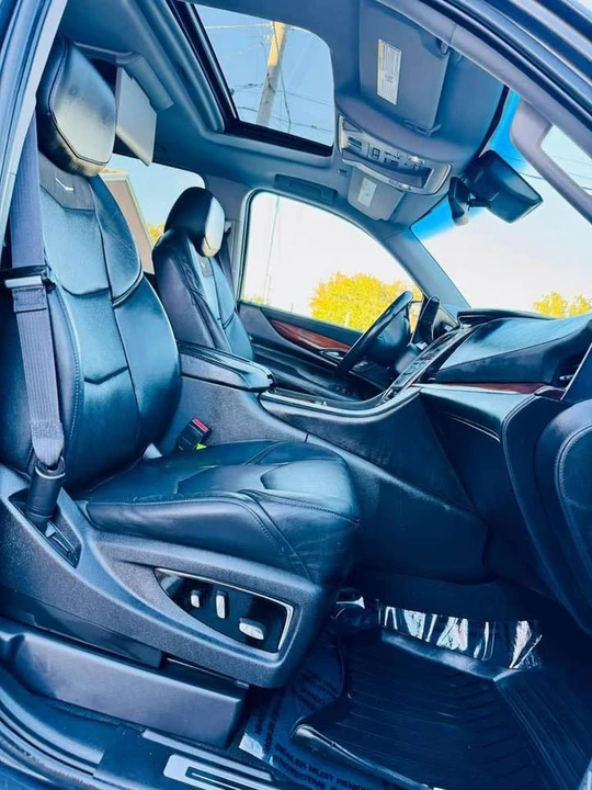 2017 Cadillac Escalade 4th Gen - Image 11 of 19