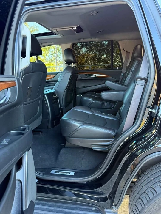 2017 Cadillac Escalade 4th Gen - Image 7 of 7