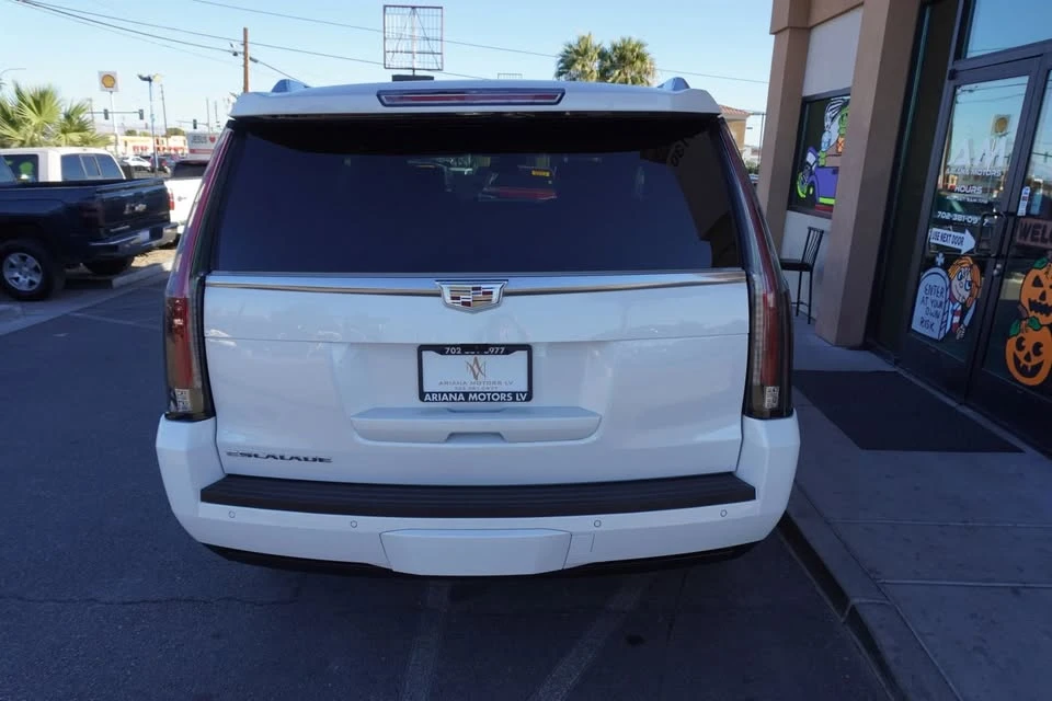 2017 Cadillac Escalade 4th Gen - Image 8 of 19