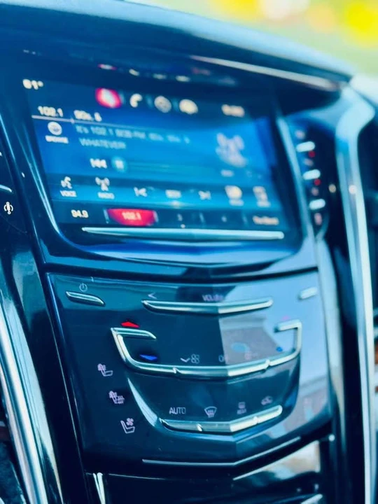 2017 Cadillac Escalade 4th Gen - Image 14 of 14