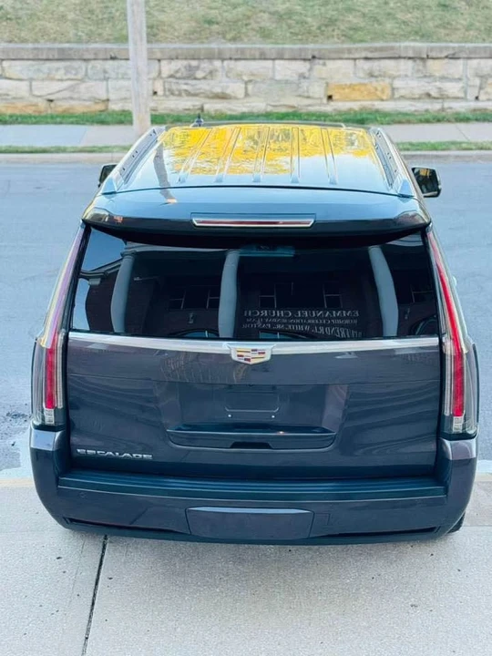 2017 Cadillac Escalade 4th Gen - Image 8 of 14