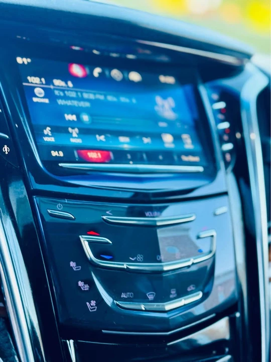 2017 Cadillac Escalade 4th Gen - Image 9 of 14