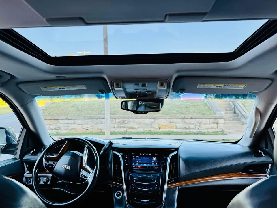 2017 Cadillac Escalade 4th Gen - Image 7 of 14