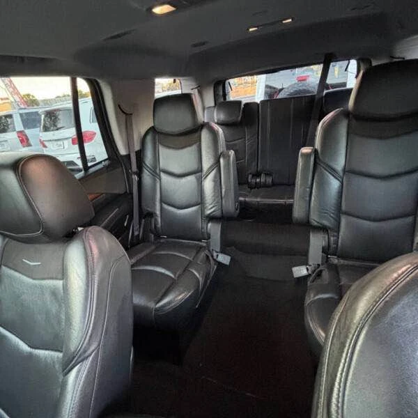 2017 Cadillac Escalade 4th Gen - Image 7 of 12
