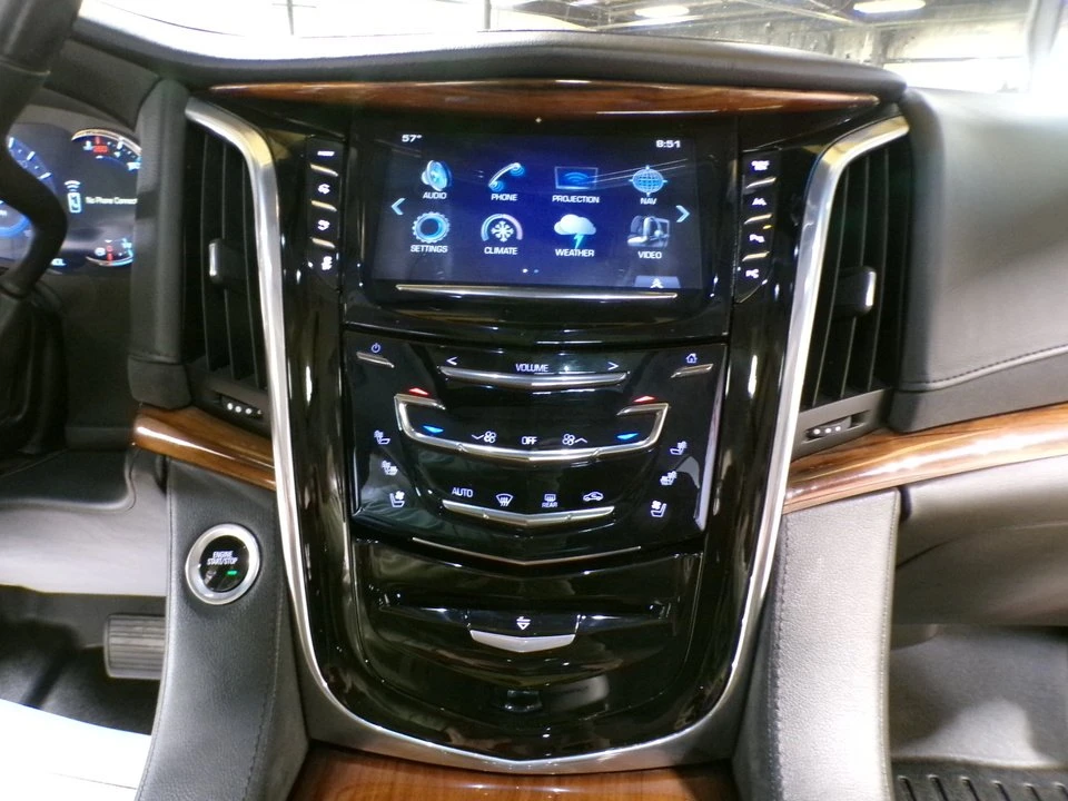 2017 Cadillac Escalade 4th Gen - Image 18 of 19