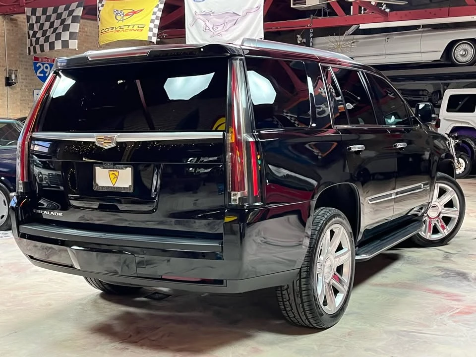 2017 Cadillac Escalade 4th Gen - Image 4 of 17