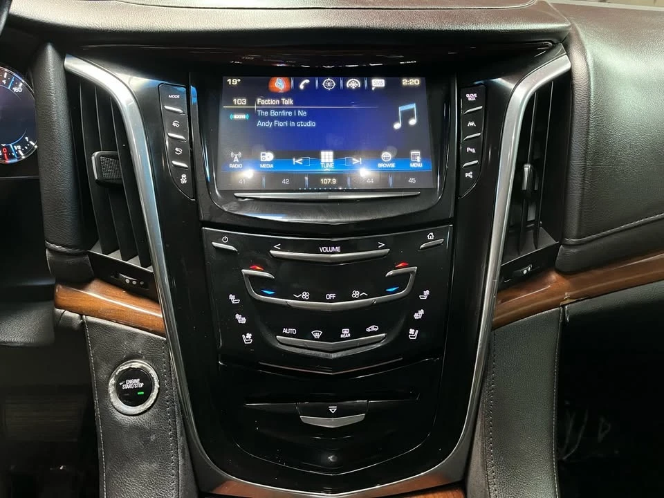 2017 Cadillac Escalade 4th Gen - Image 16 of 17