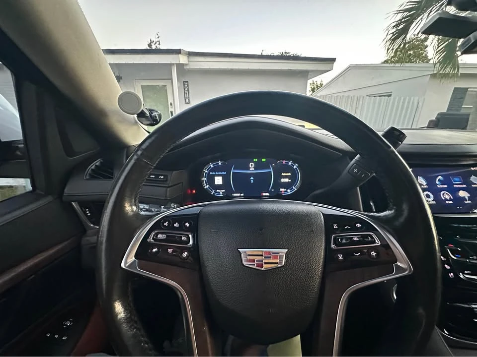 2017 Cadillac Escalade 4th Gen - Image 15 of 20