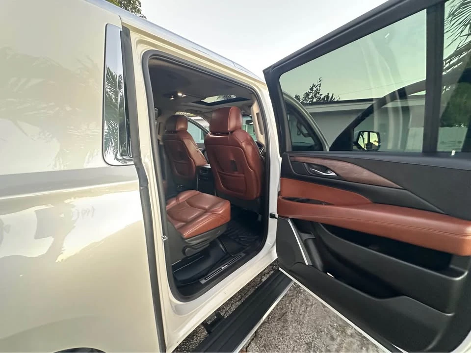 2017 Cadillac Escalade 4th Gen - Image 4 of 20