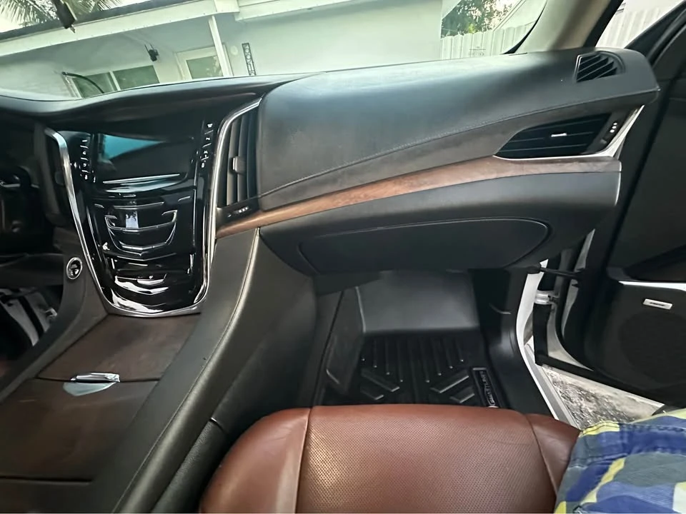 2017 Cadillac Escalade 4th Gen - Image 13 of 20