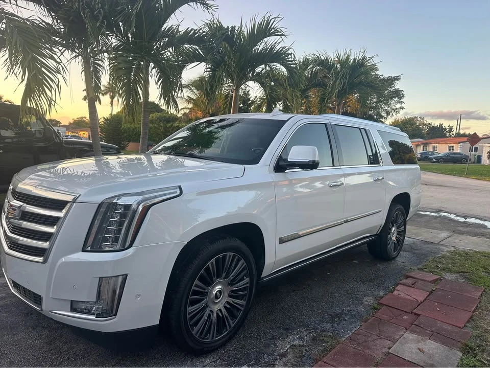 2017 Cadillac Escalade 4th Gen - Image 7 of 20