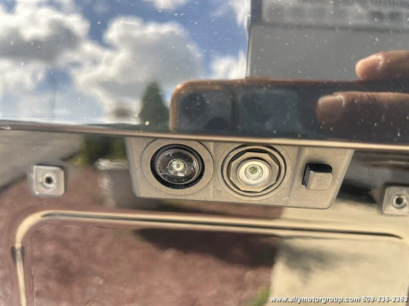 2017 Cadillac Escalade 4th Gen - Image 4 of 19
