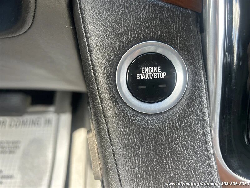 2017 Cadillac Escalade 4th Gen - Image 14 of 19