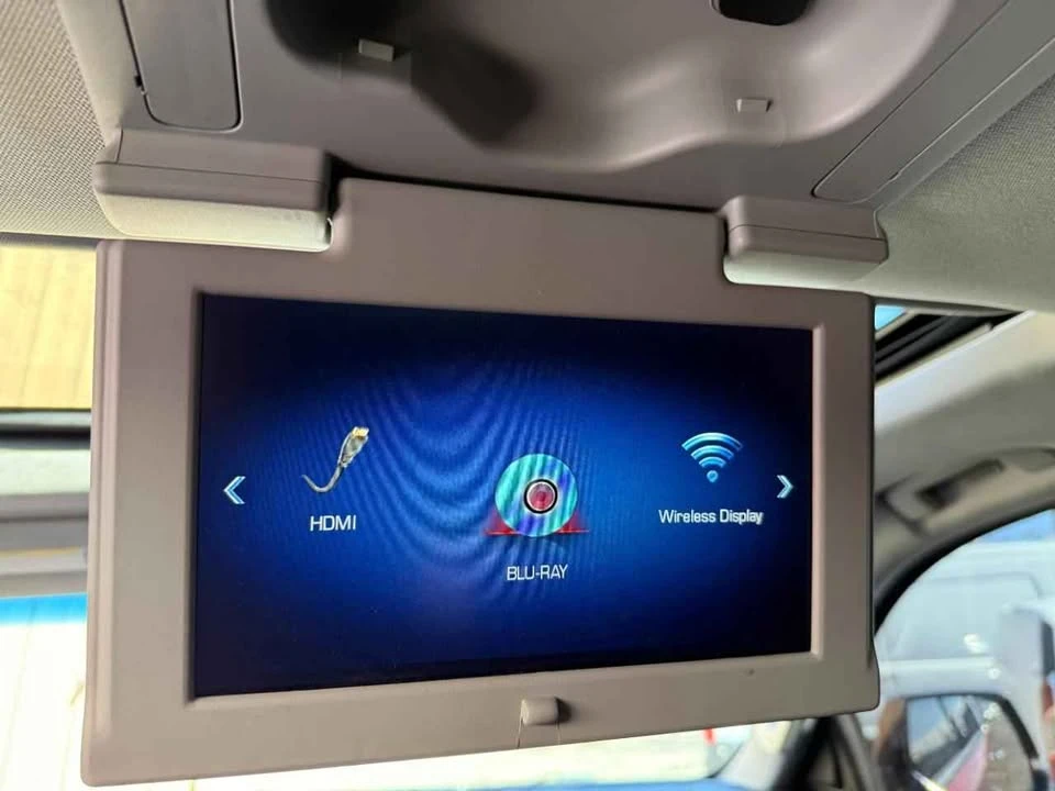 2017 Cadillac Escalade 4th Gen - Image 19 of 20