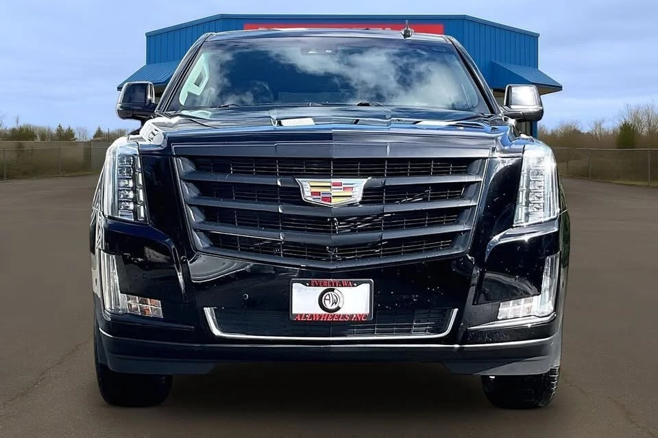 2017 Cadillac Escalade 4th Gen - Image 3 of 20