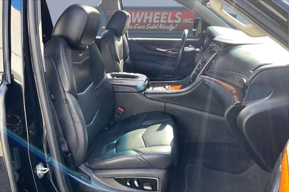 2017 Cadillac Escalade 4th Gen - Image 7 of 20