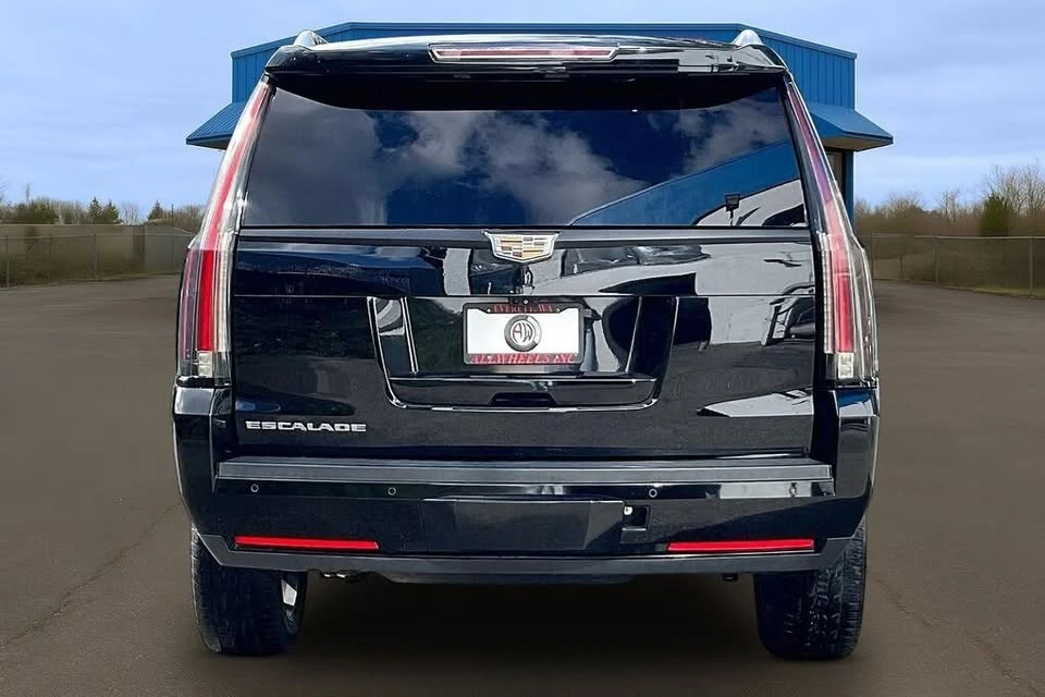 2017 Cadillac Escalade 4th Gen - Image 4 of 20