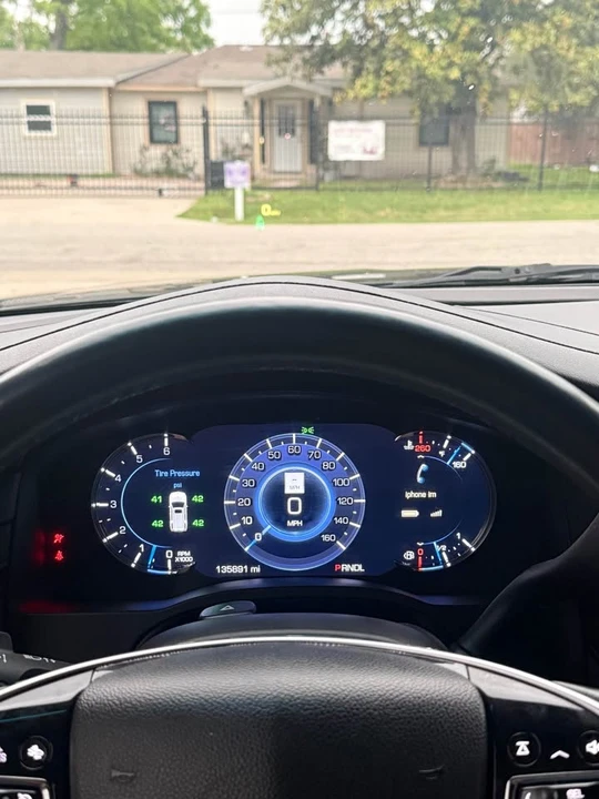 2017 Cadillac Escalade 4th Gen - Image 3 of 3