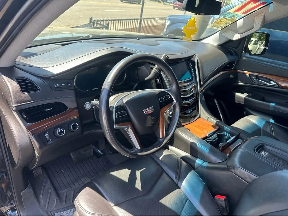 2017 Cadillac Escalade 4th Gen - Image 14 of 18