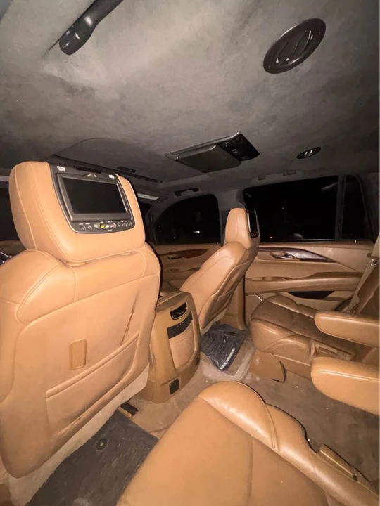 2017 Cadillac Escalade 4th Gen - Image 4 of 4