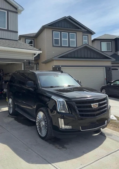 2017 Cadillac Escalade 4th Gen - Image 3 of 9