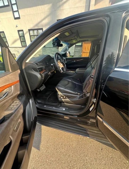 2017 Cadillac Escalade 4th Gen - Image 5 of 9