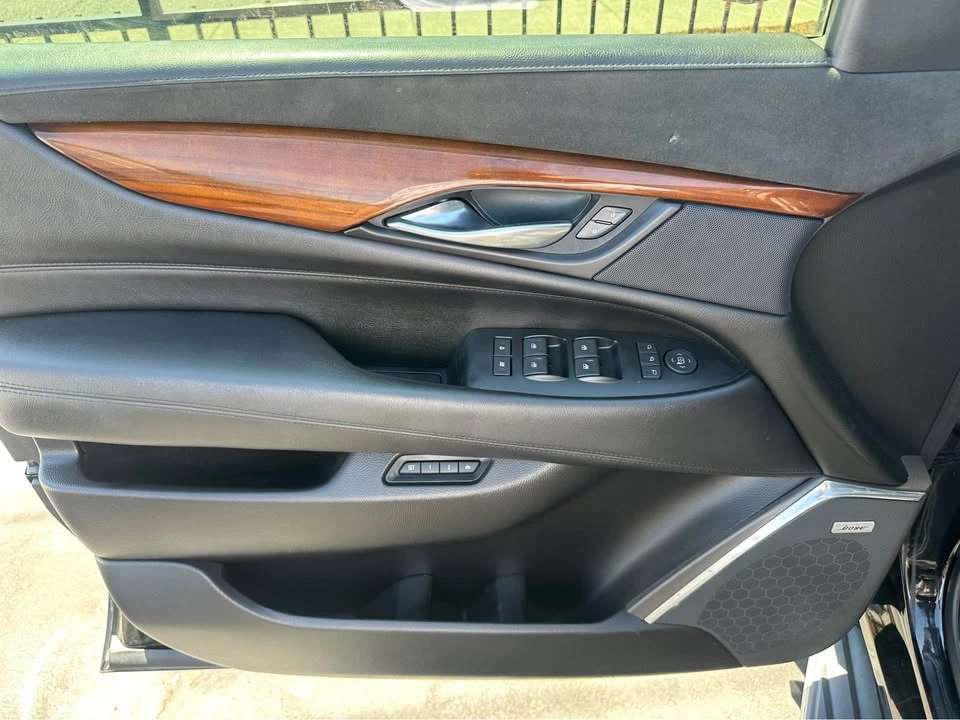 2017 Cadillac Escalade 4th Gen - Image 12 of 18