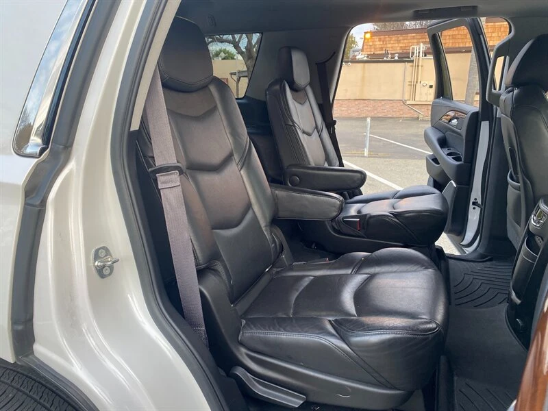 2017 Cadillac Escalade 4th Gen - Image 12 of 20