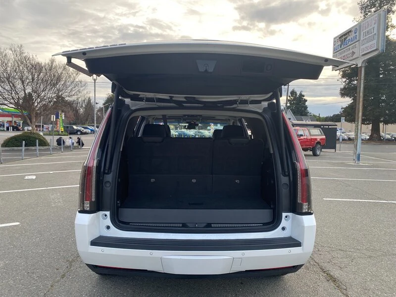 2017 Cadillac Escalade 4th Gen - Image 14 of 20