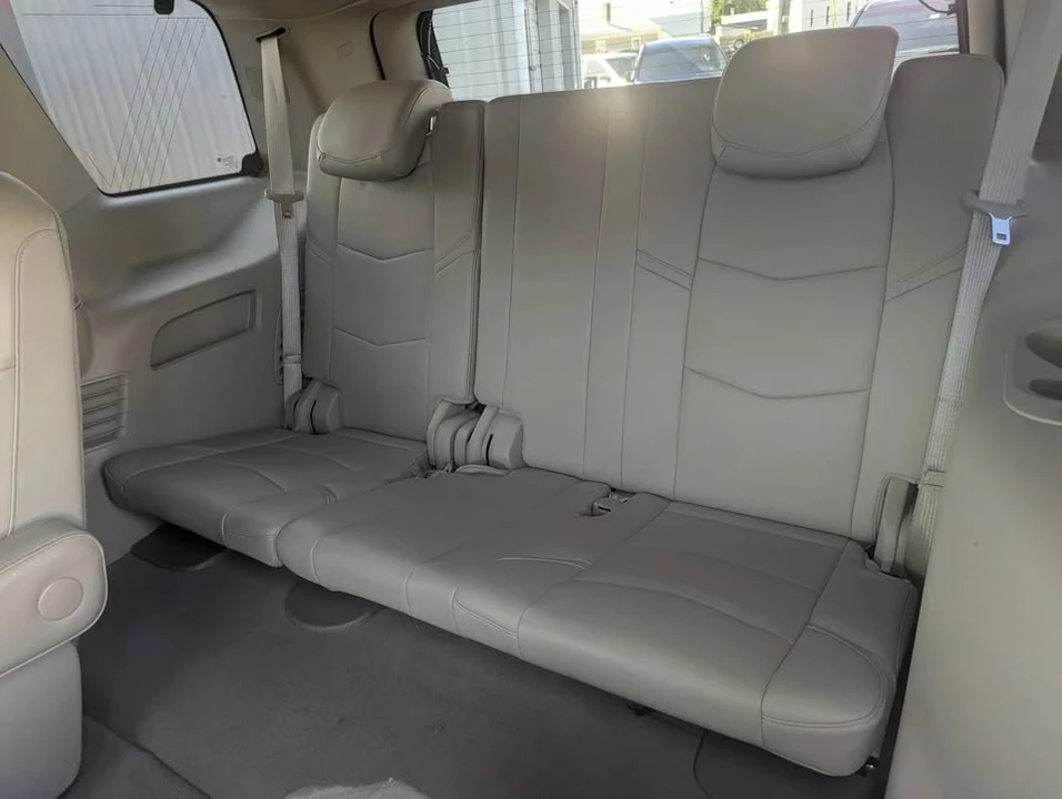 2017 Cadillac Escalade 4th Gen - Image 18 of 20