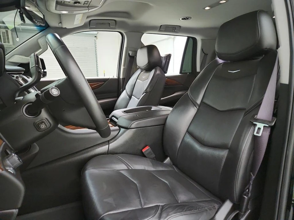 2017 Cadillac Escalade 4th Gen - Image 14 of 21