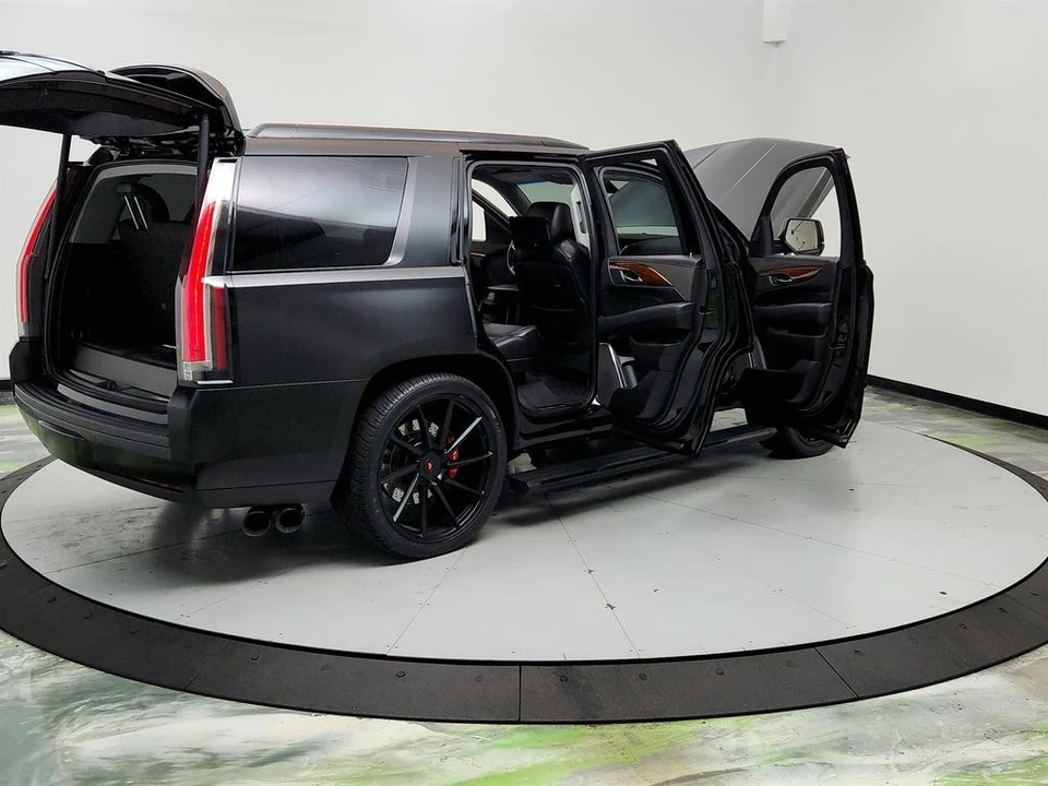 2017 Cadillac Escalade 4th Gen - Image 11 of 21
