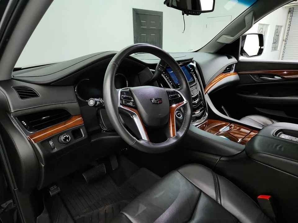 2017 Cadillac Escalade 4th Gen - Image 13 of 21