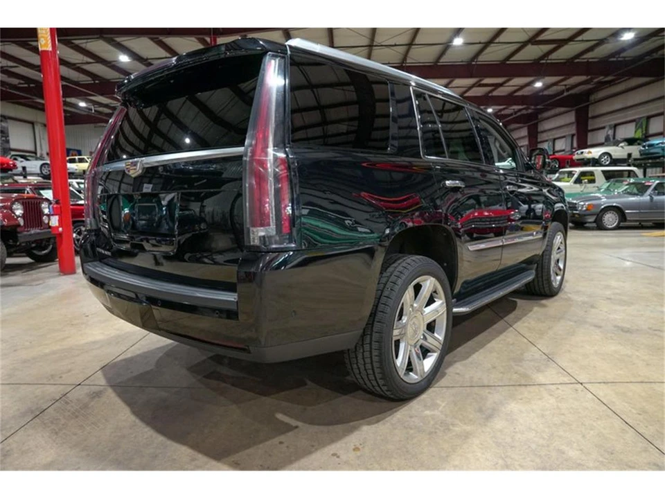 2017 Cadillac Escalade 4th Gen - Image 8 of 31