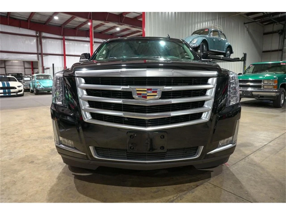 2017 Cadillac Escalade 4th Gen - Image 13 of 31