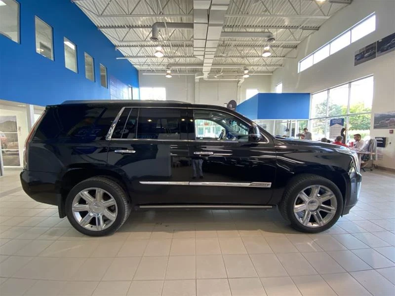 2017 Cadillac Escalade 4th Gen - Image 3 of 10
