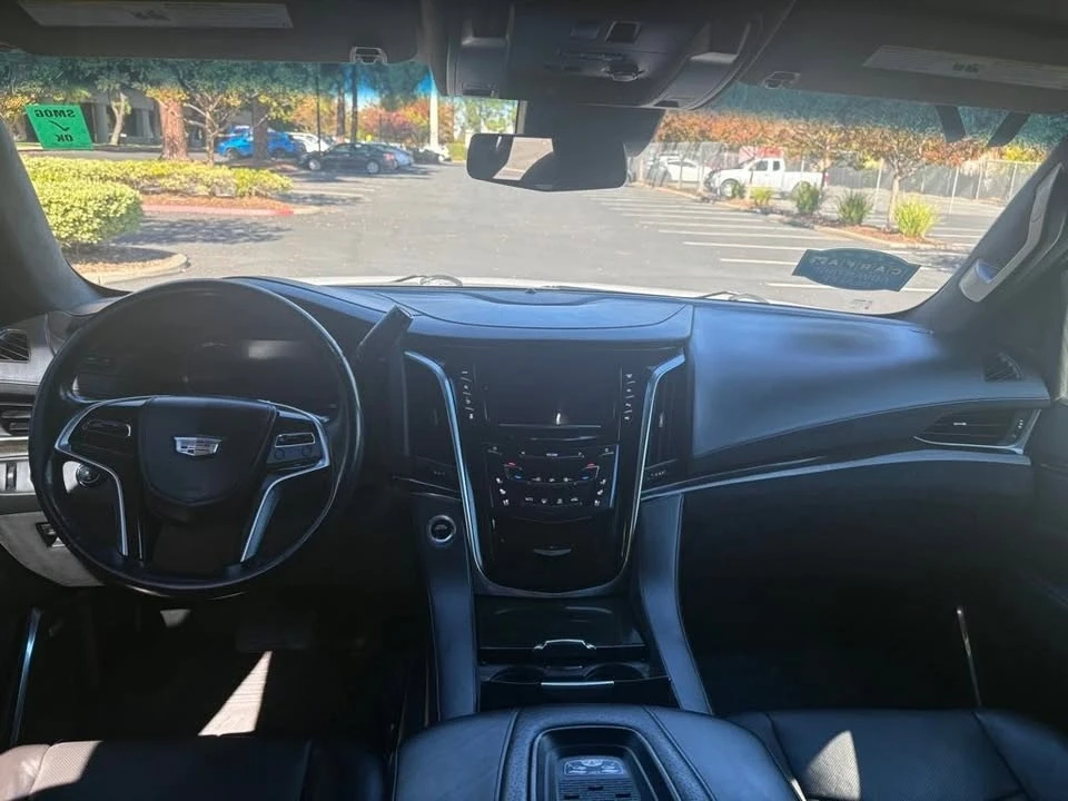 2017 Cadillac Escalade 4th Gen - Image 17 of 19