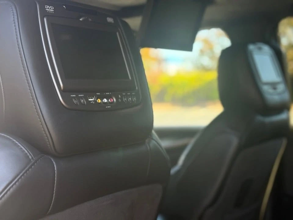 2017 Cadillac Escalade 4th Gen - Image 12 of 19