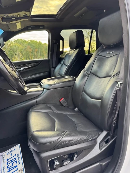 2017 Cadillac Escalade 4th Gen - Image 10 of 19