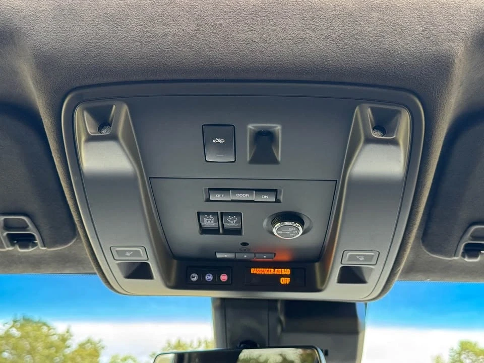 2017 Cadillac Escalade 4th Gen - Image 13 of 19