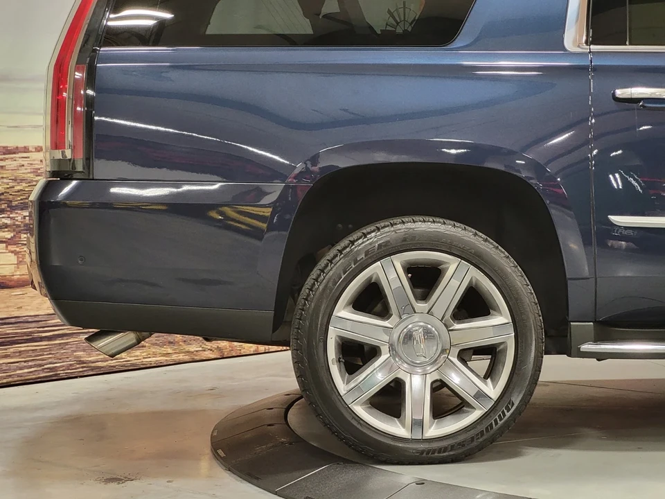 2017 Cadillac Escalade 4th Gen - Image 14 of 19