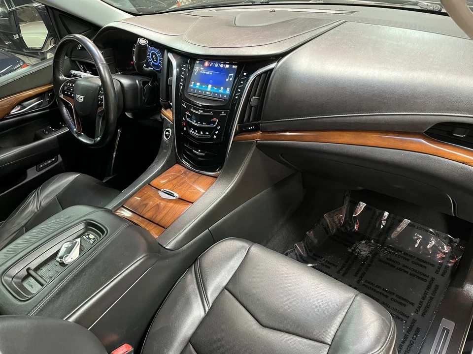 2017 Cadillac Escalade 4th Gen - Image 11 of 21