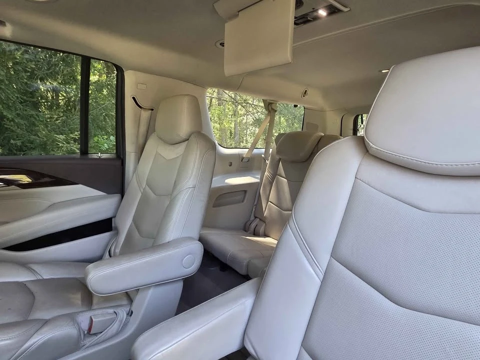 2017 Cadillac Escalade 4th Gen - Image 12 of 19