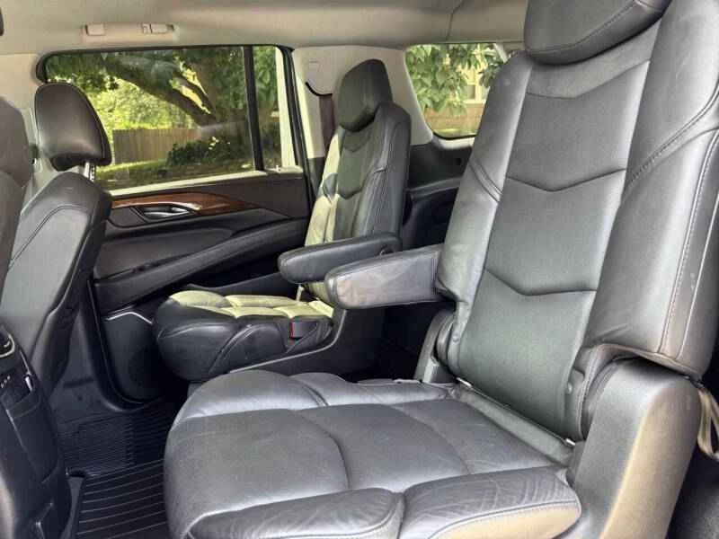 2017 Cadillac Escalade 4th Gen - Image 6 of 13