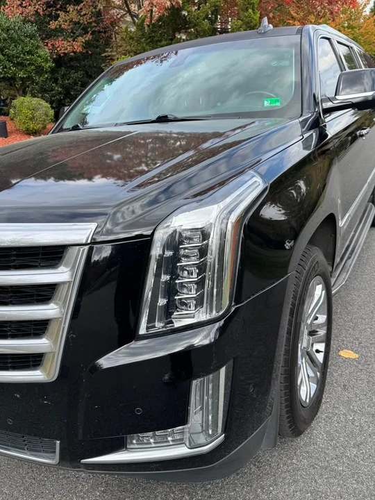 2017 Cadillac Escalade 4th Gen - Image 8 of 12