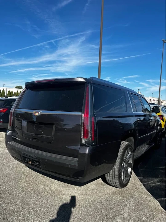 2017 Cadillac Escalade 4th Gen - Image 7 of 7