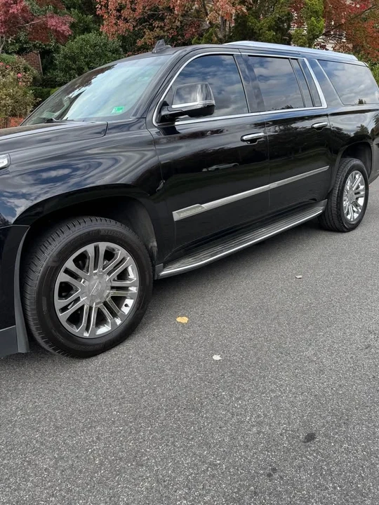 2017 Cadillac Escalade 4th Gen - Image 10 of 12