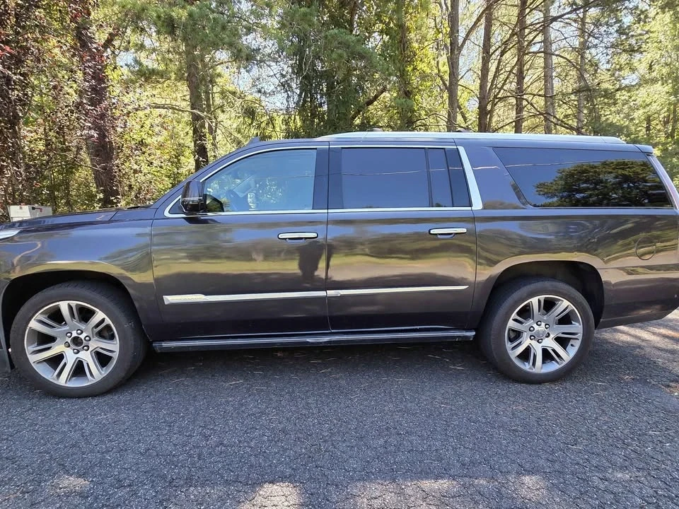 2017 Cadillac Escalade 4th Gen - Image 2 of 19
