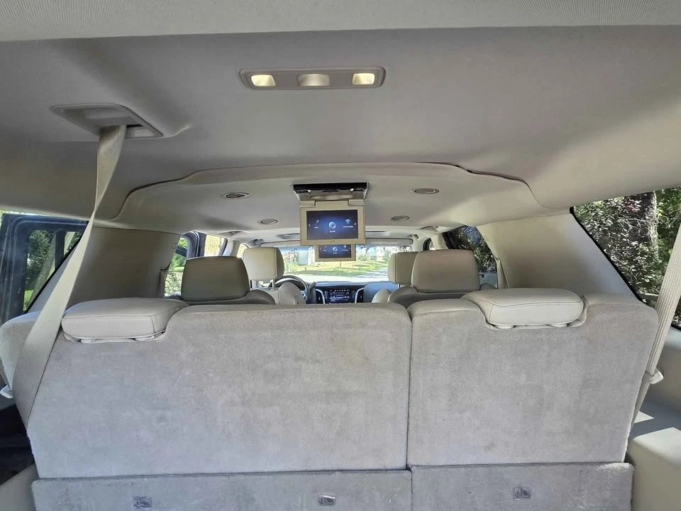 2017 Cadillac Escalade 4th Gen - Image 14 of 19